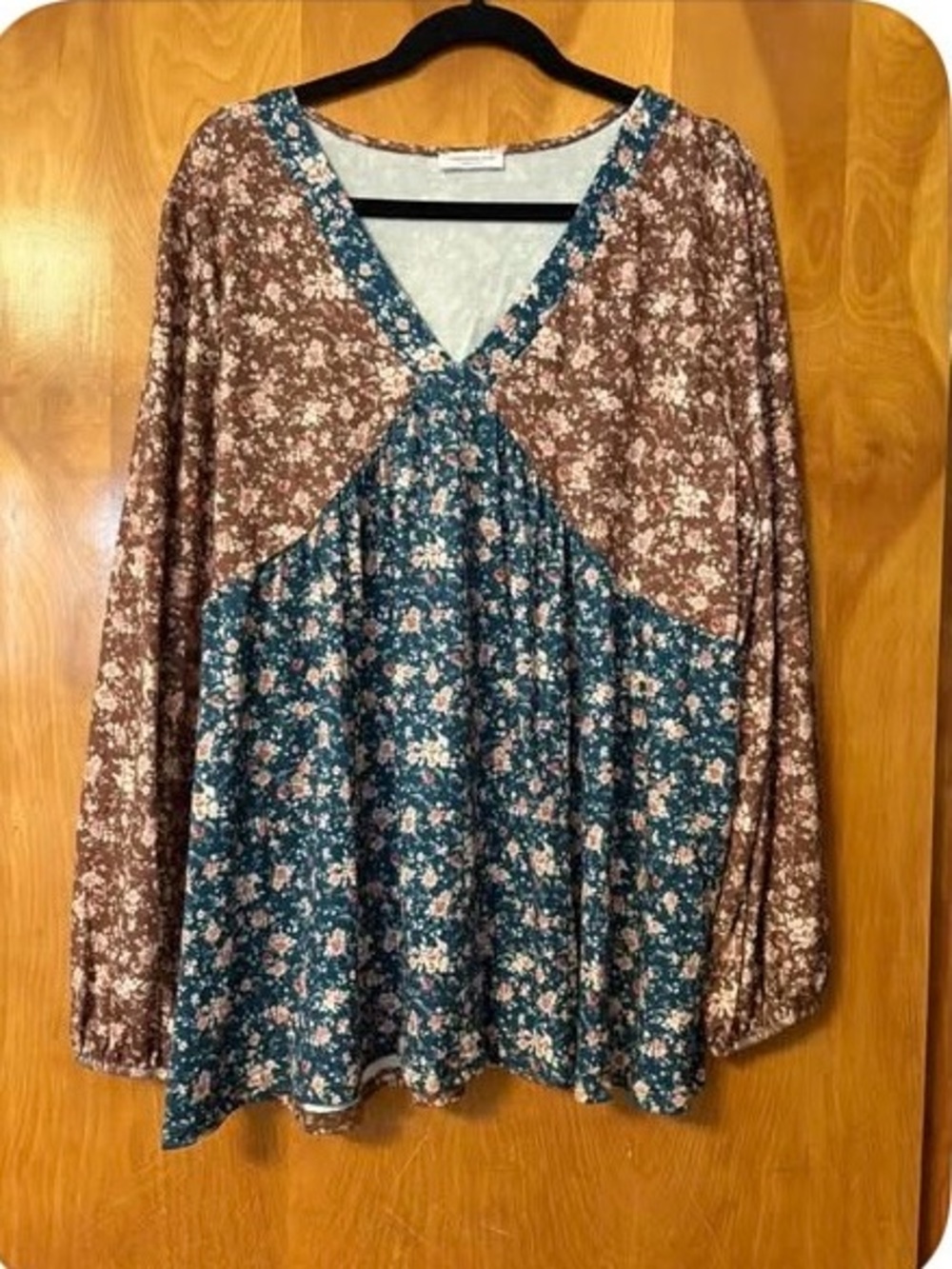 Chic Soul Brown & Teal Floral Patchwork V‑Neck Tunic